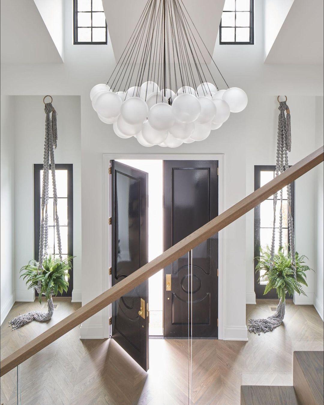 Lustra Lux Lampadario con Bolle in Vetro Satinato - Relic Pieces