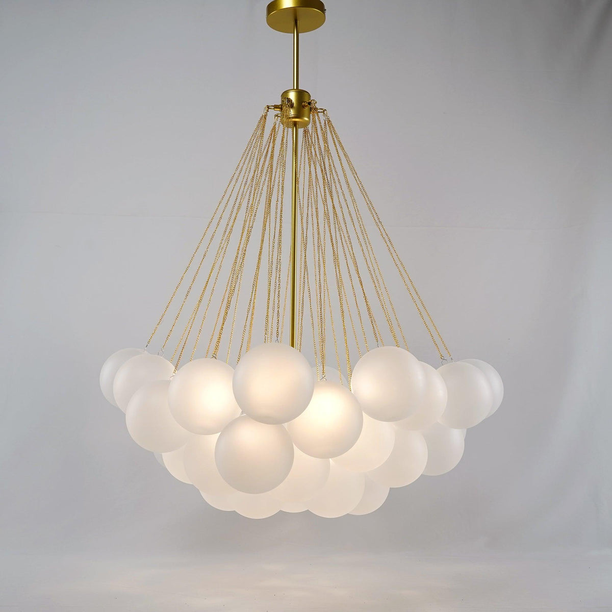Lustra Lux Lampadario con Bolle in Vetro Satinato - Relic Pieces