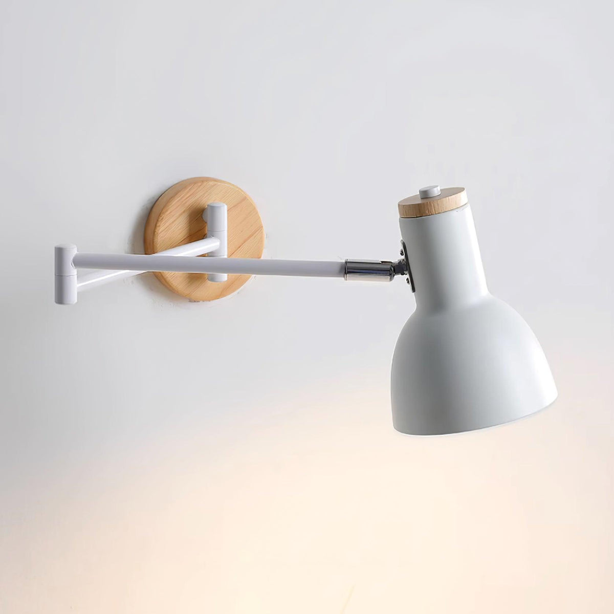 Lampada da parete Braccio Regolabile Paralume a Cono Base in legno Studio moderno