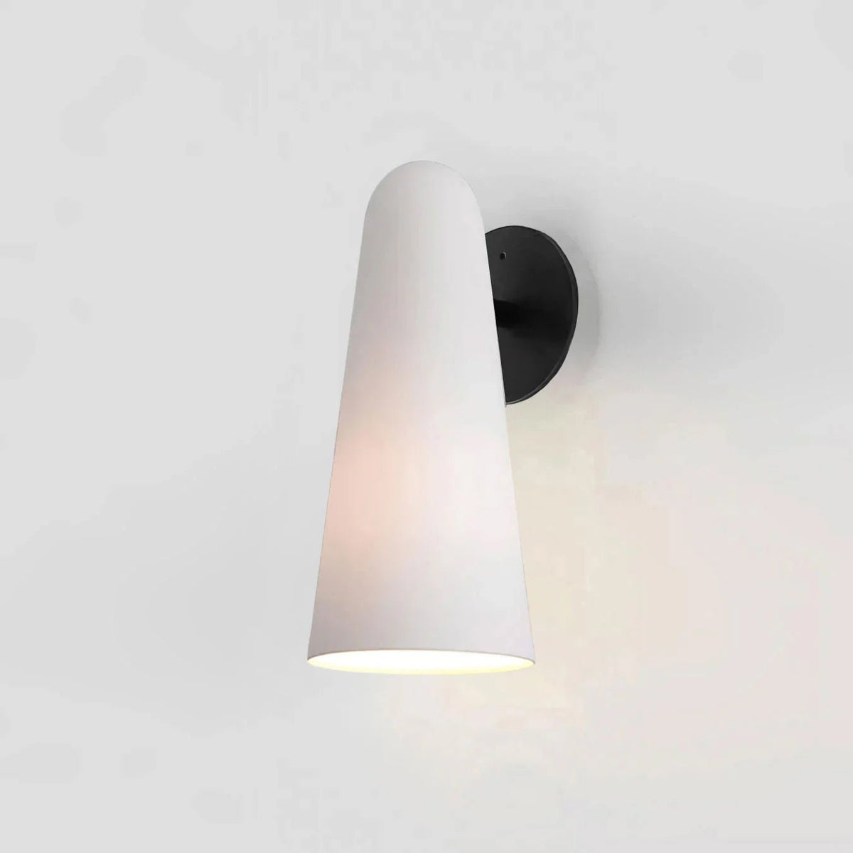 Yoke lampada da parete in vetro