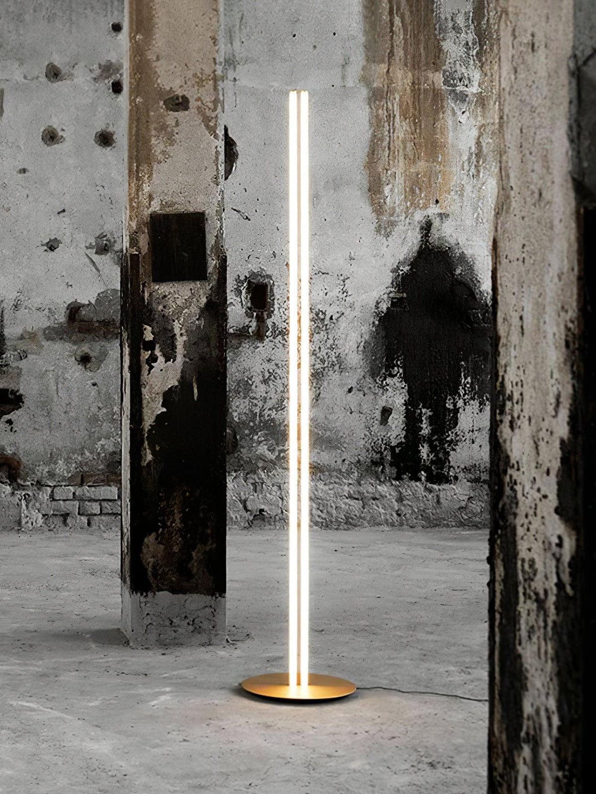 Zesoril lampada da tavolo moderna in alluminio