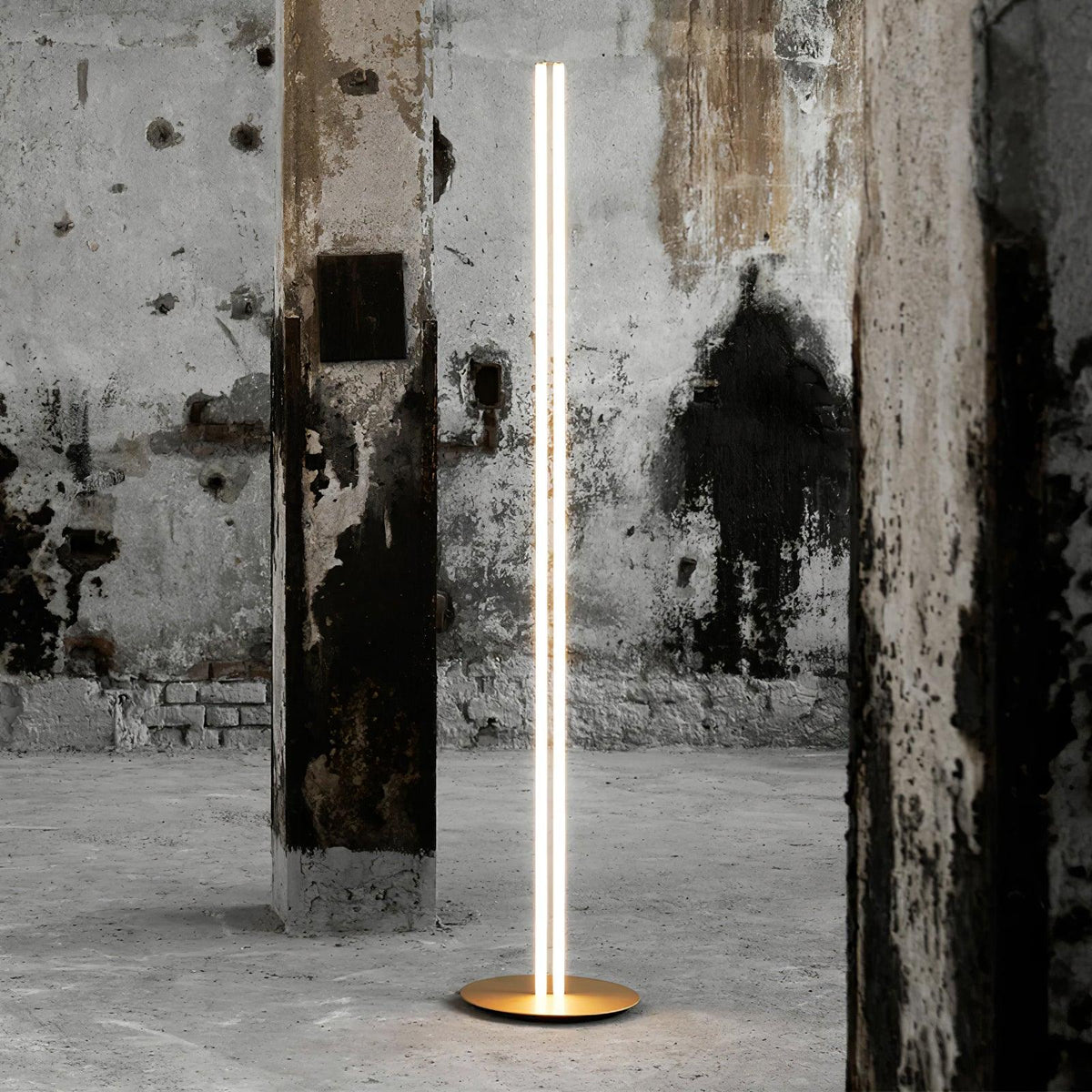 Zesoril lampada da tavolo moderna in alluminio