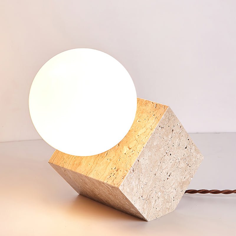Rolt lampada da tavolo in travertino giallo geometrico