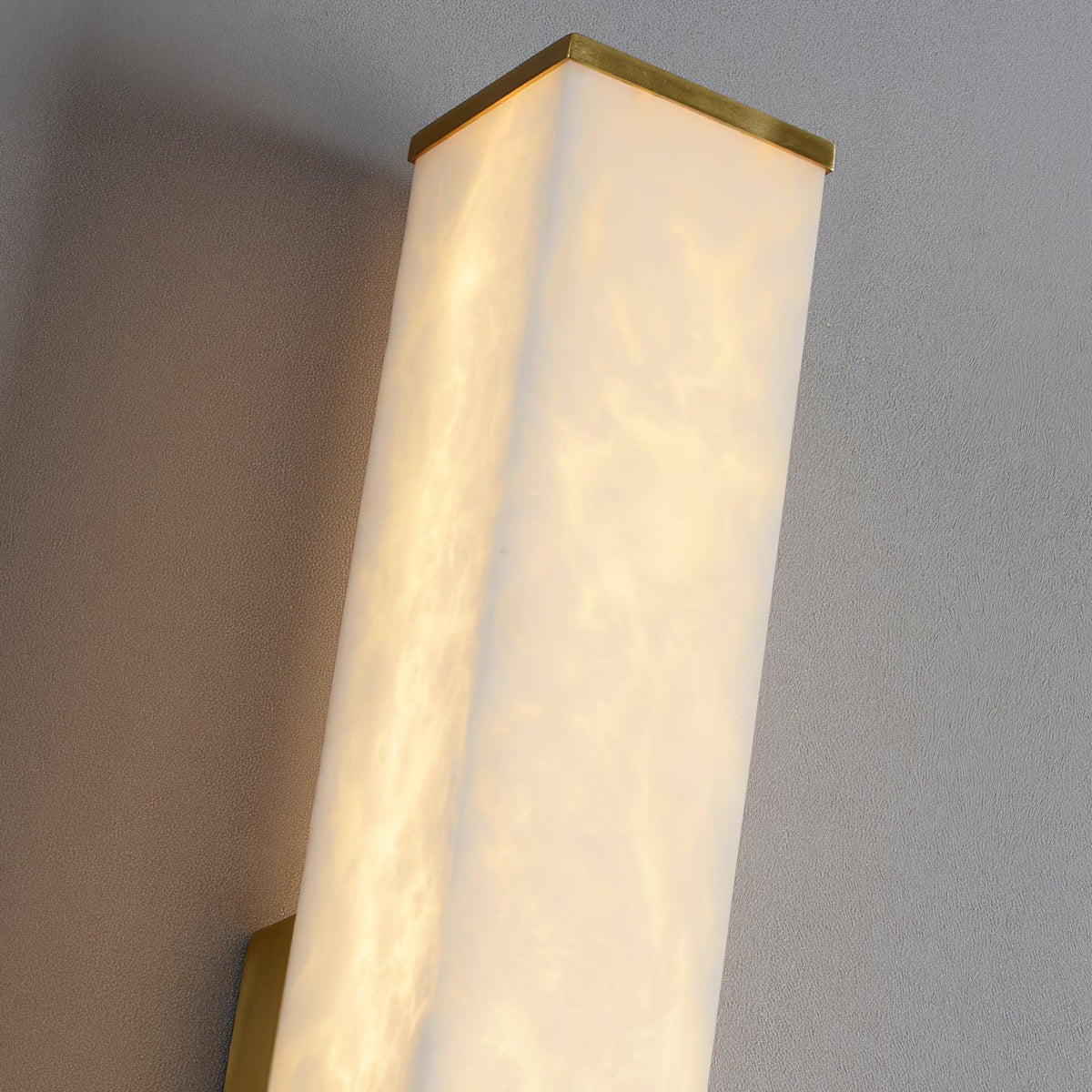 Vithaira Applique Ottone Alabastro Contemporanea - Relic Pieces