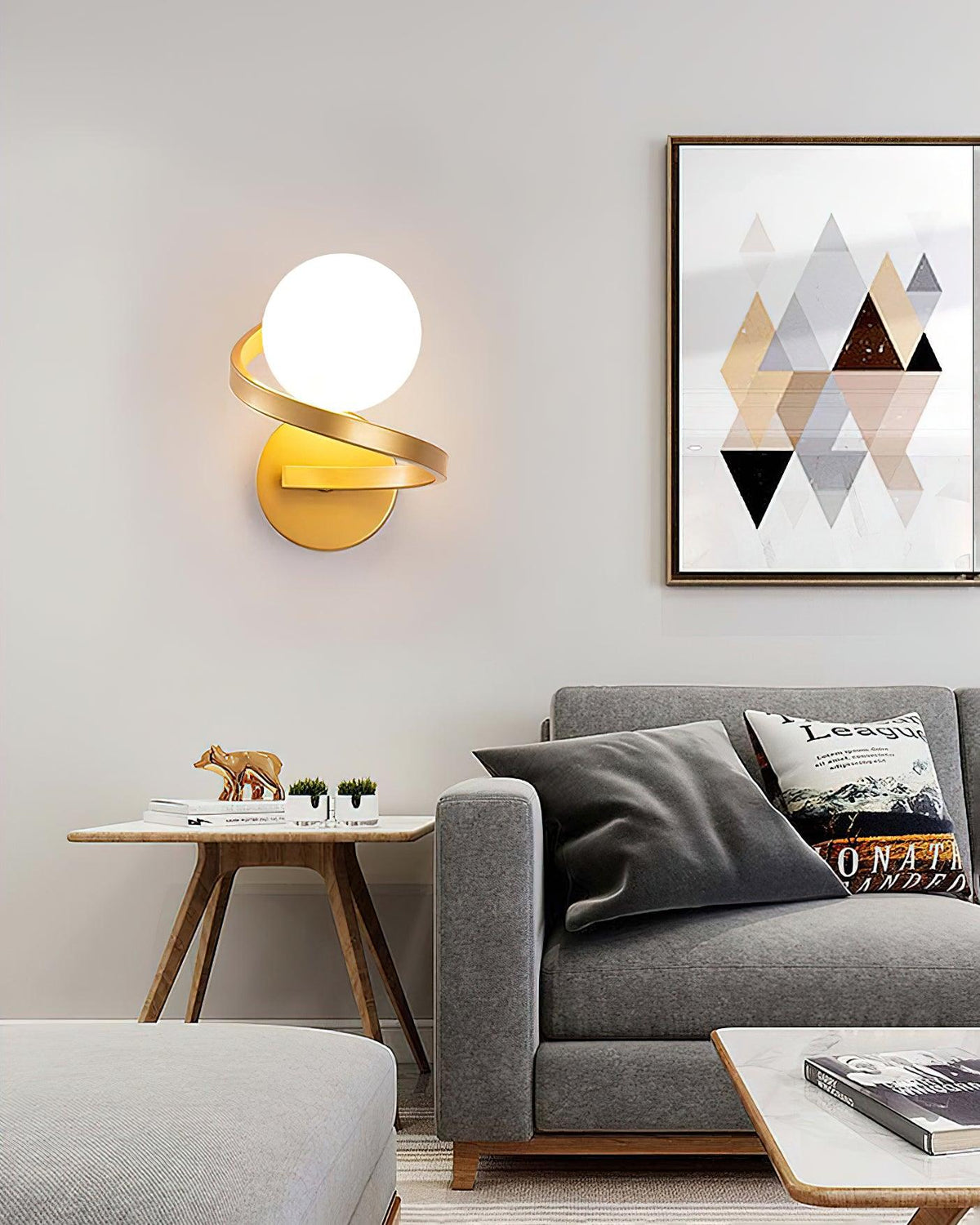 Yvian lampada da parete moderna minimalista in ottone e vetro