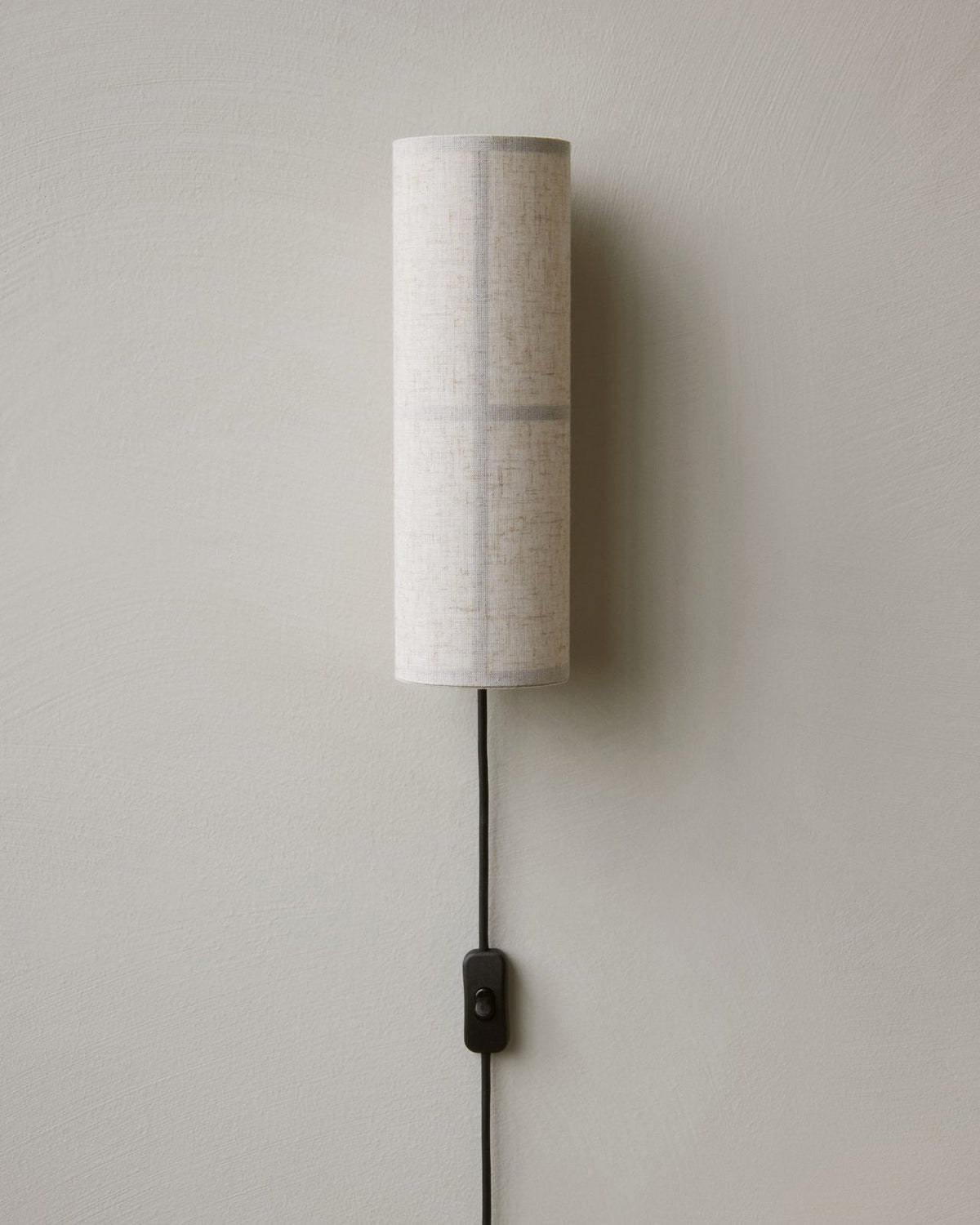 Seraniella lampada da parete Cilindrica in tessuto Art Nordic con spina