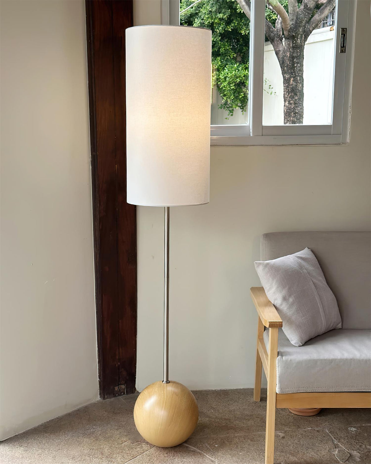 Polo lampada da terra
