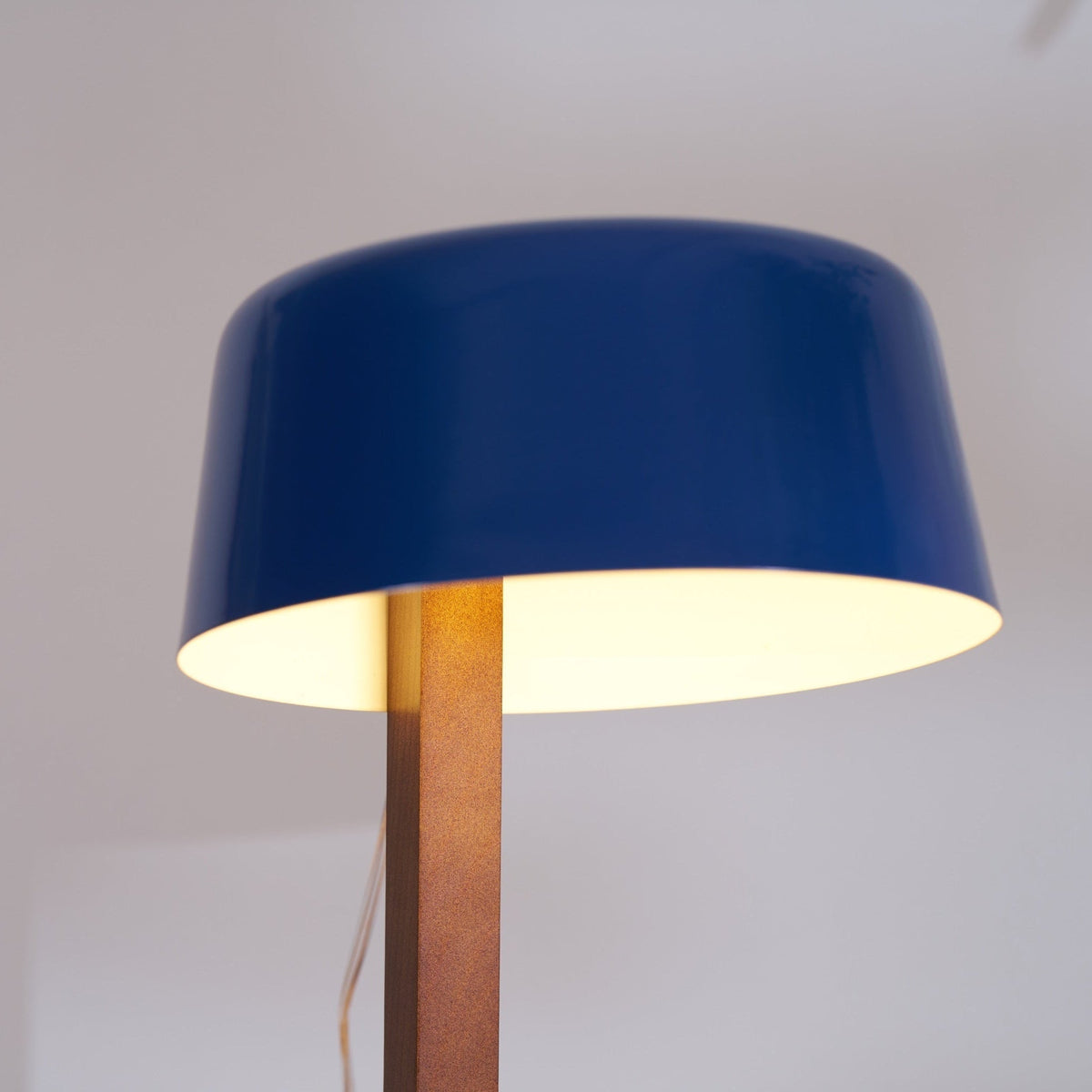 Cirirelle lampada da tavolo moderna