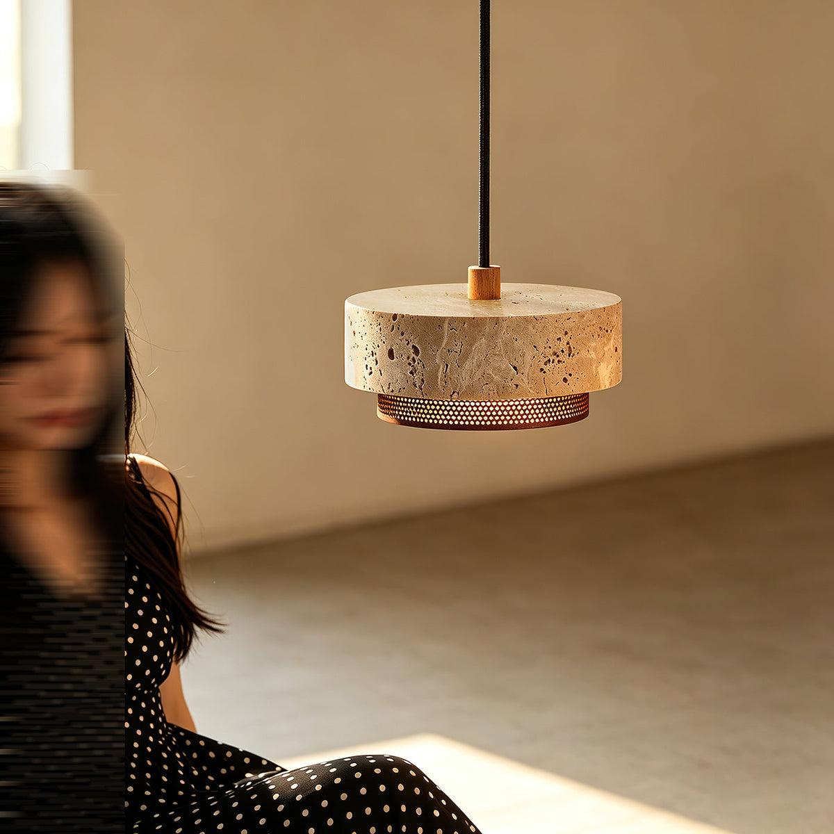 Elainiella lampada a sospensione
