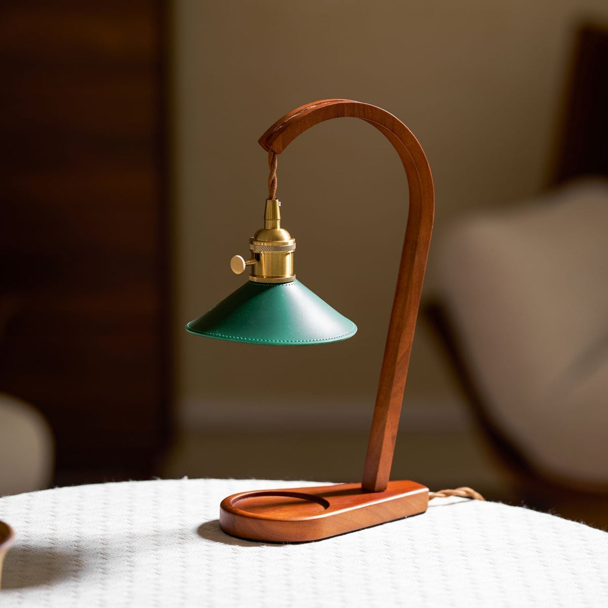 Oreliira lampada da tavolo