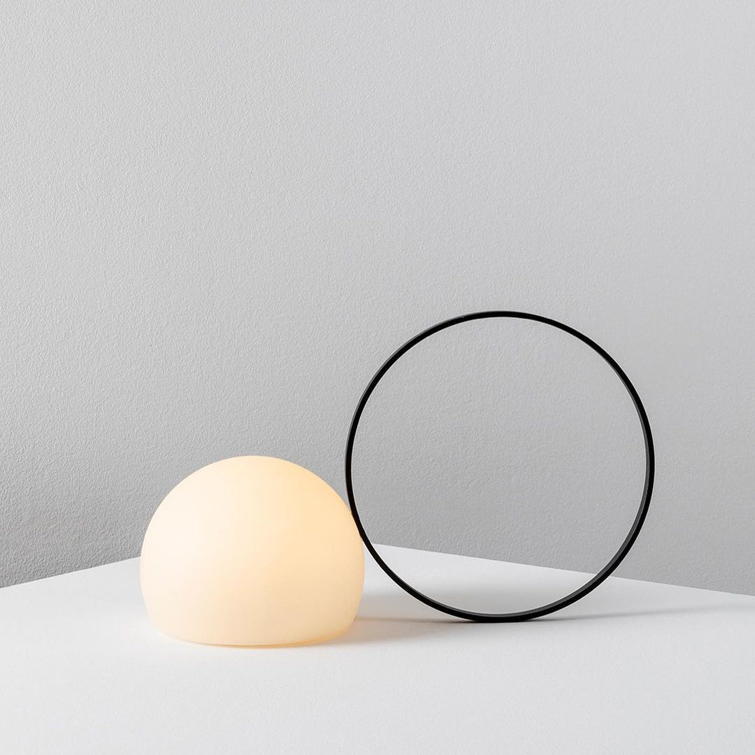 Cooper lampada da tavolo minimalista