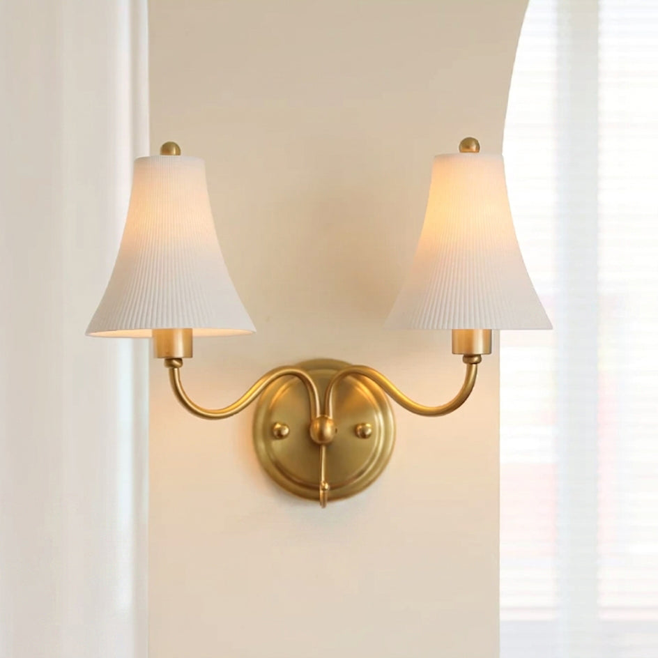 Lumiraine applique