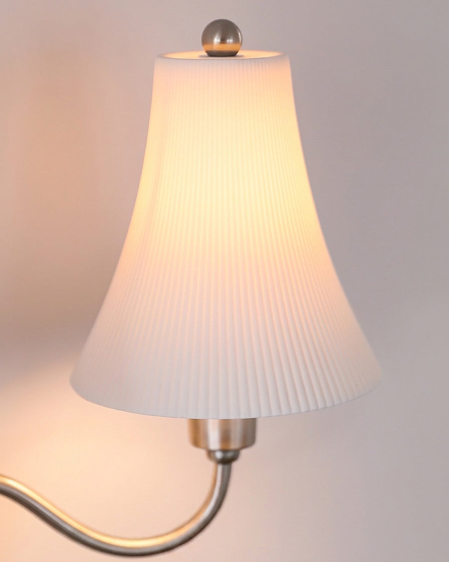Lumiraine applique