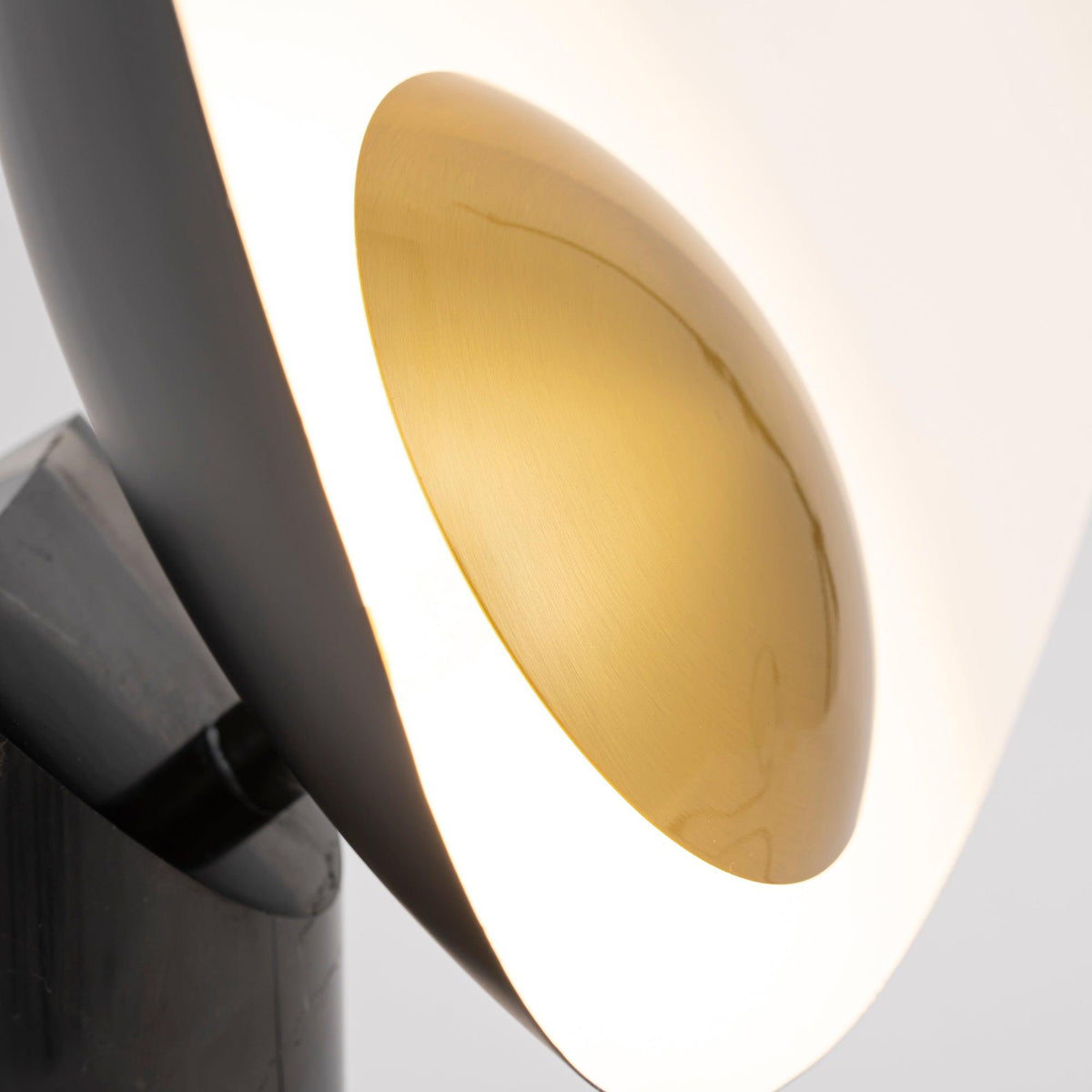 Astelor lampada da tavolo in marmo moderno