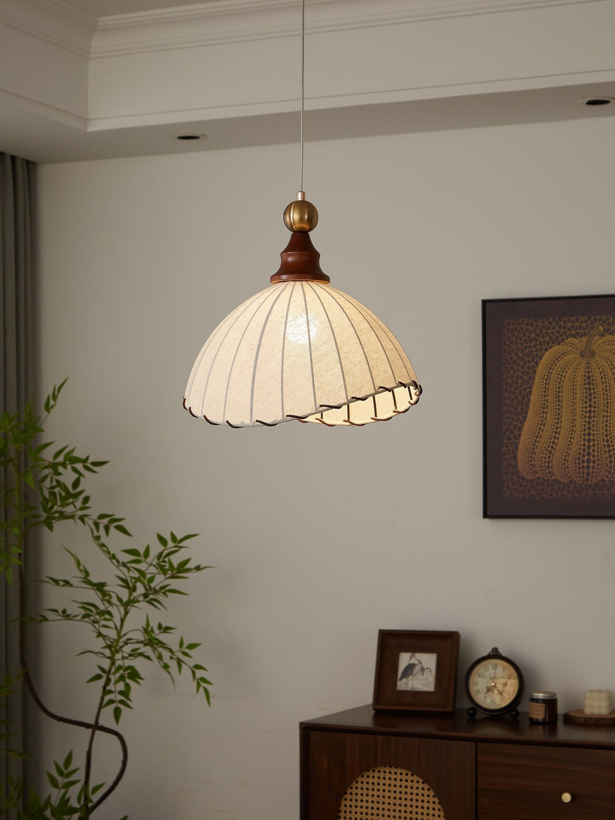 Earian lampada a sospensione elegante in legno e tessuto