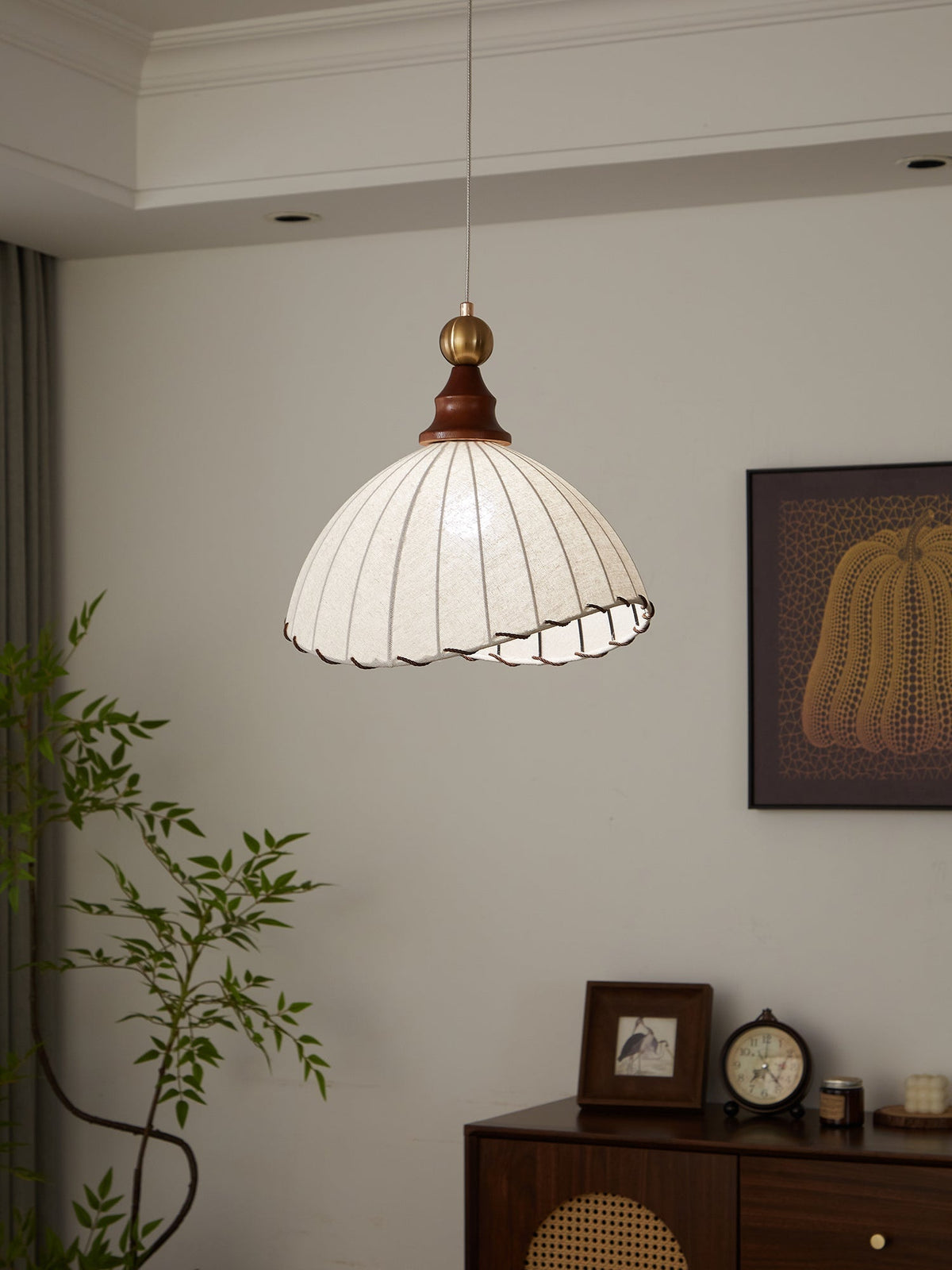Earian lampada a sospensione elegante in legno e tessuto