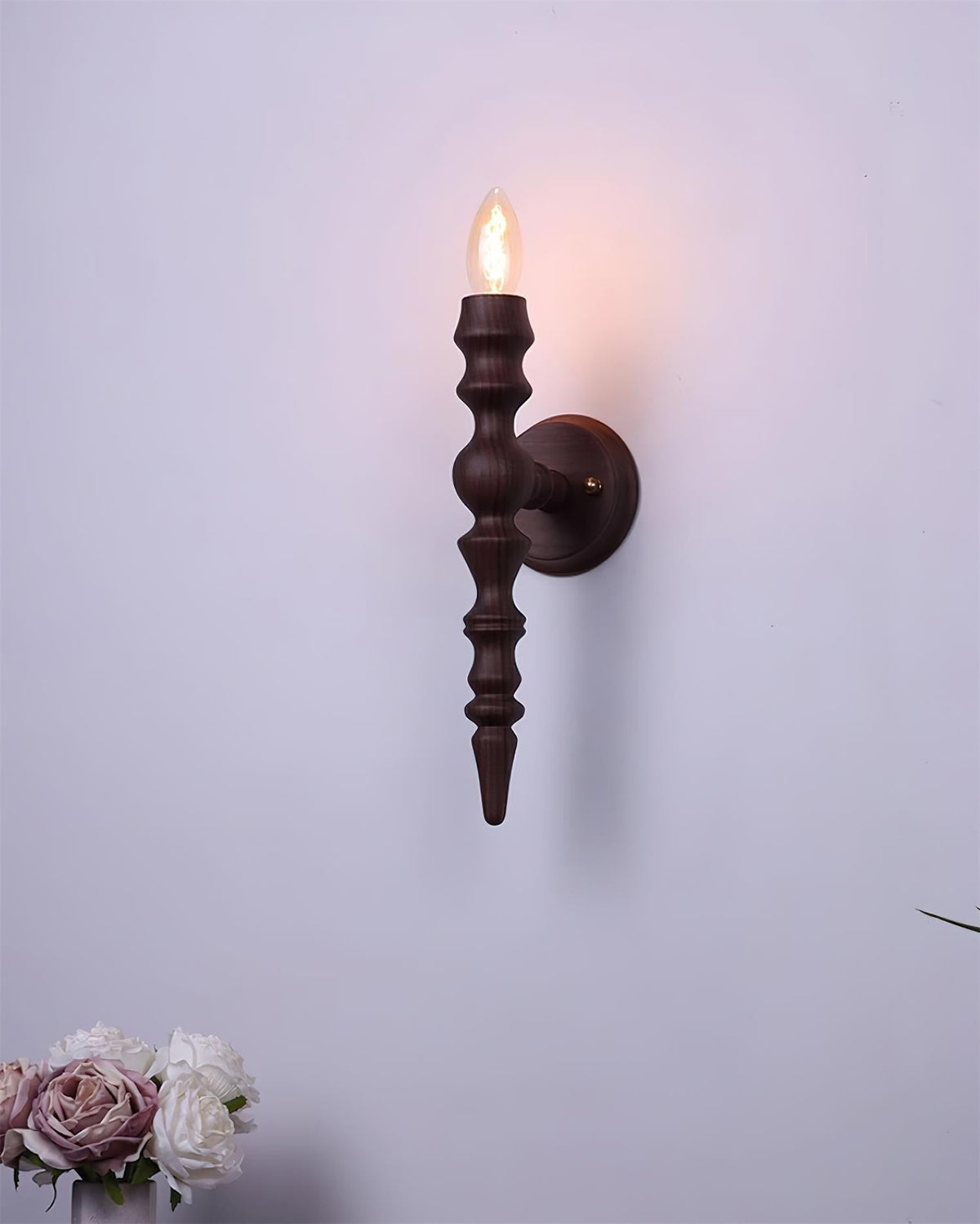 Lampada da parete moderna vintage corpo in legno finiture multiple in legno