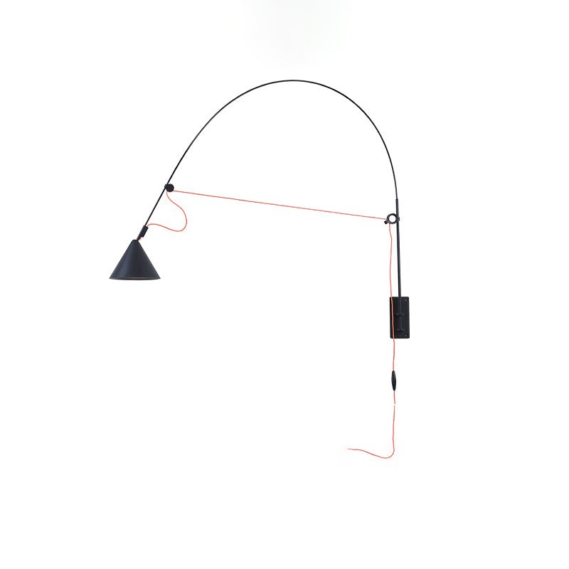 Noraette lampada da parete Arco Cono minimalista