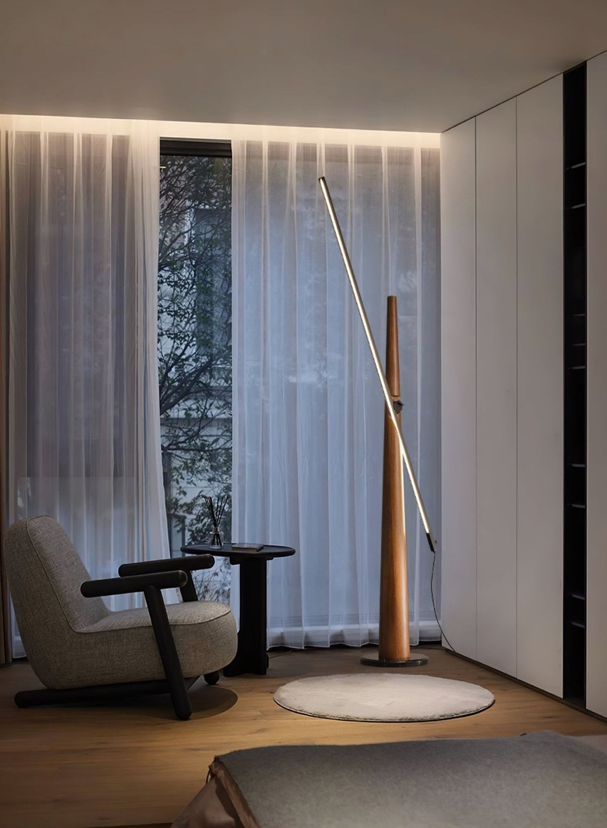 Ovelila lampada da terra minimalista in legno