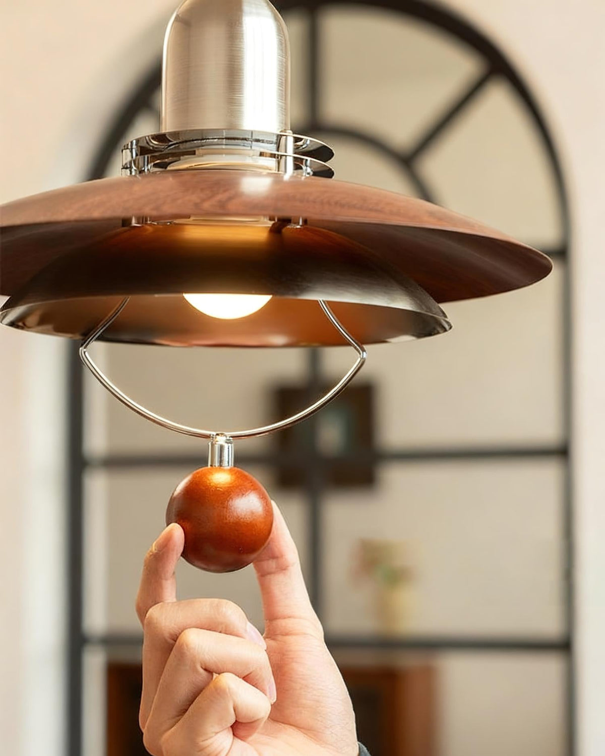 Leontis lampada a sospensione con braccio regolabile