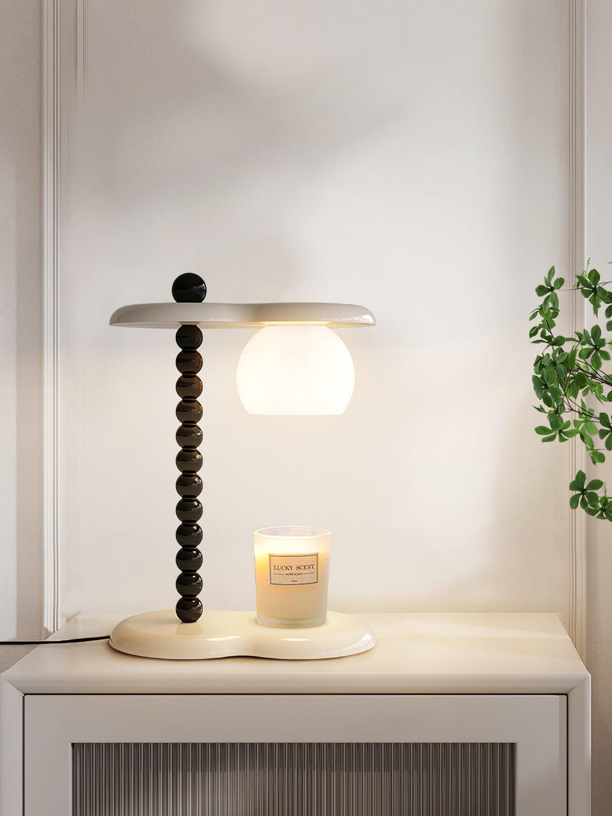 Viloce lampada da tavolo in resina Tradizionale
