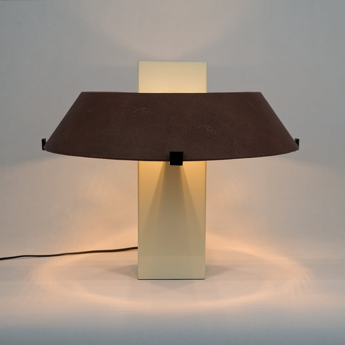 Cruz lampada da tavolo