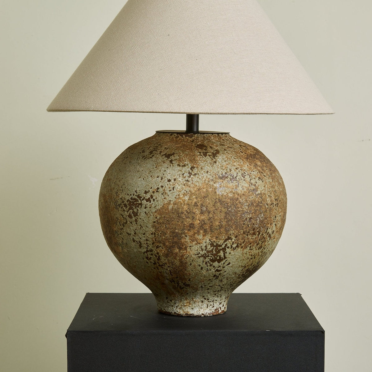 Lirys lampada da tavolo in ceramica moderna