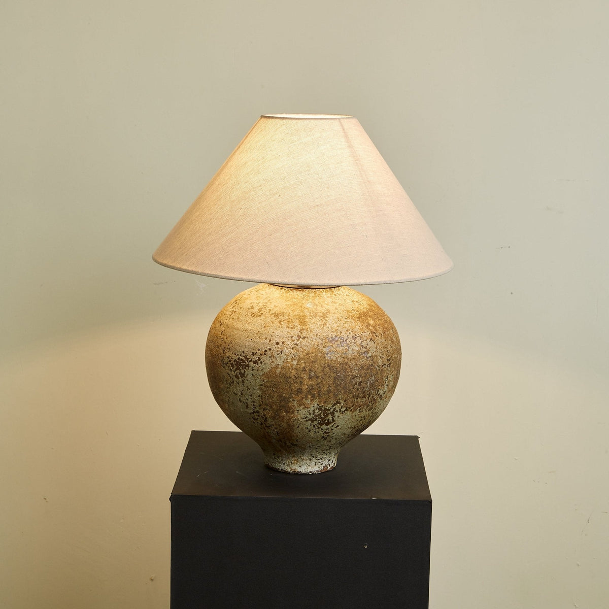 Lirys lampada da tavolo in ceramica moderna