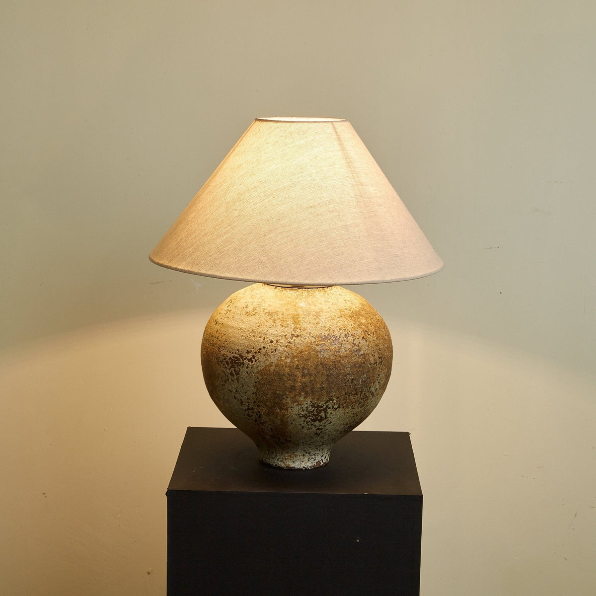 Lirys lampada da tavolo in ceramica moderna