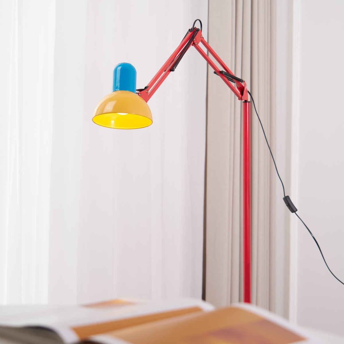 Idoren lampada da terra Playful