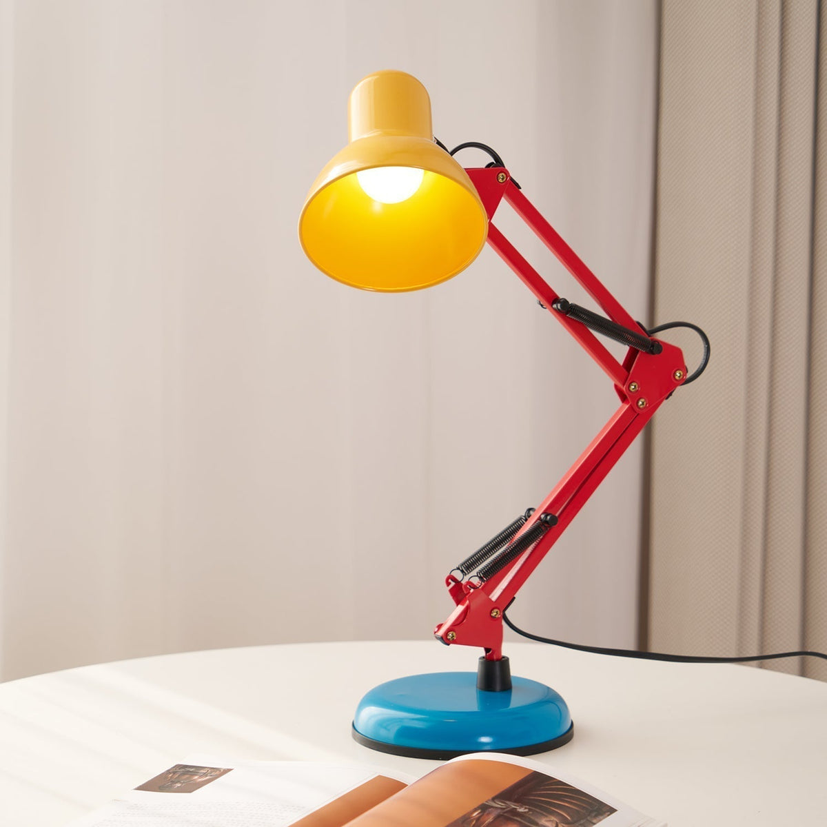 Aven lampada da tavolo moderna