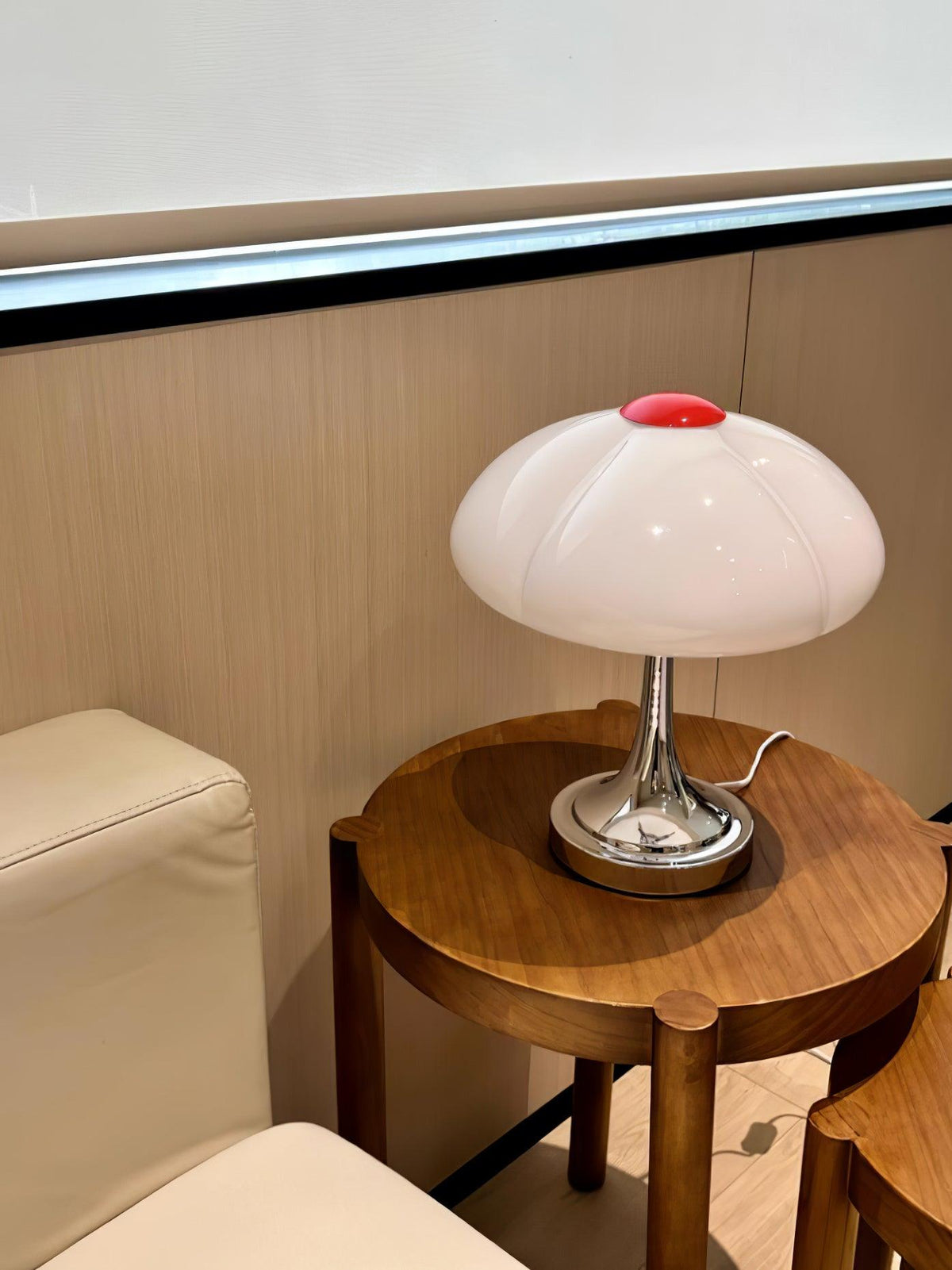 Bin lampada da tavolo moderna