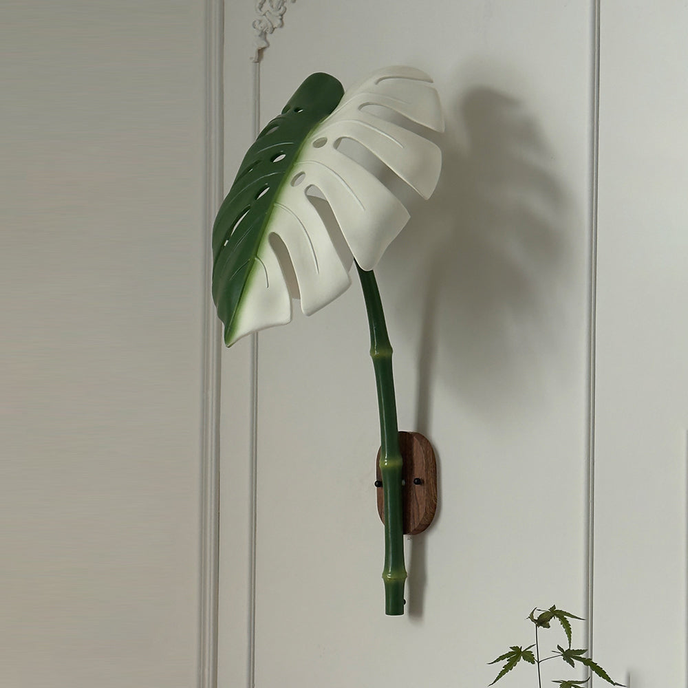 Monella applique