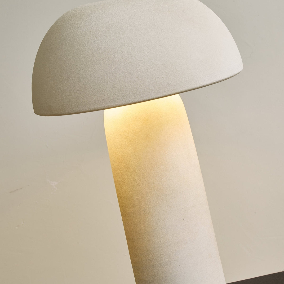 Brolen lampada da tavolo minimalista in Ceramica