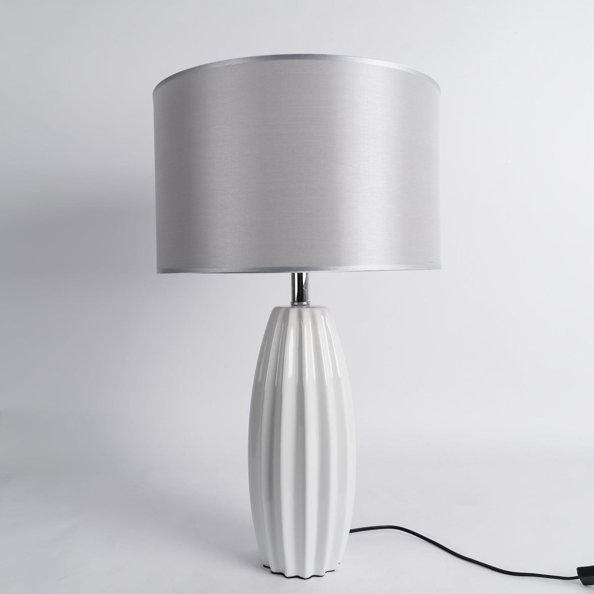 Terioina lampada da tavolo in Ceramica moderna