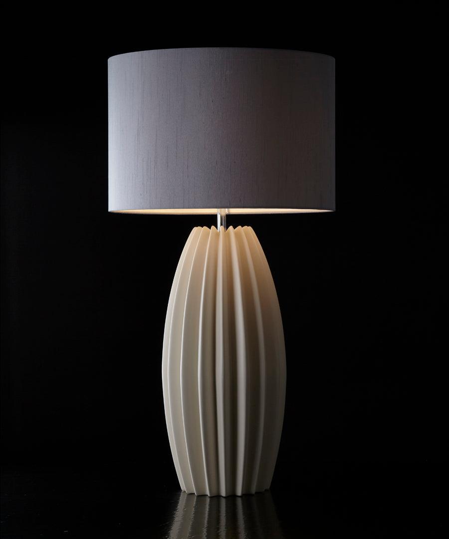 Terioina lampada da tavolo in Ceramica moderna