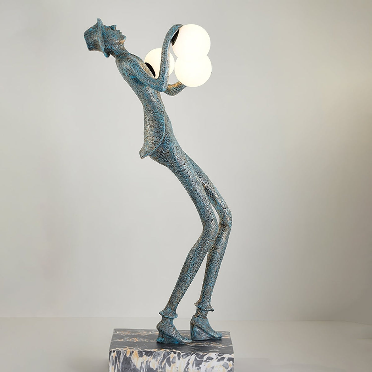 Seloia Gentleman Sculpture lampada da terra