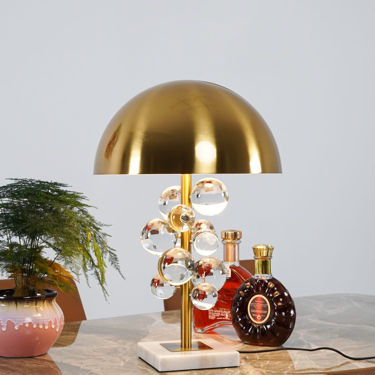 Petoeria lampada da tavolo in marmo moderno