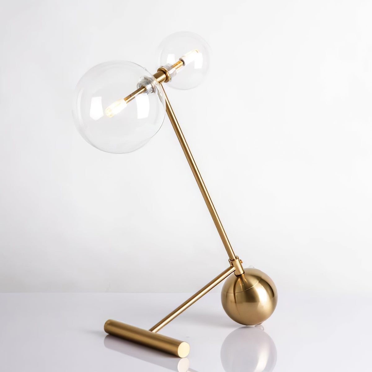 Deno lampada da tavolo moderna