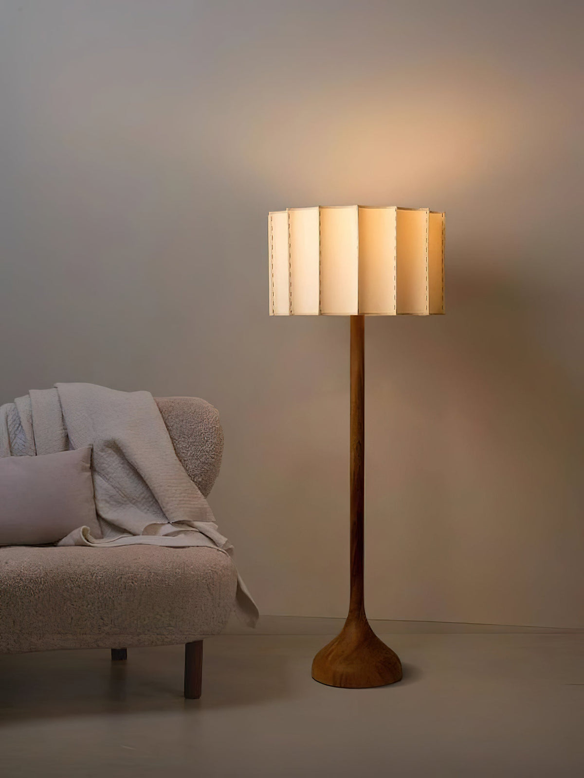 Bexi lampada da terra minimalista in legno