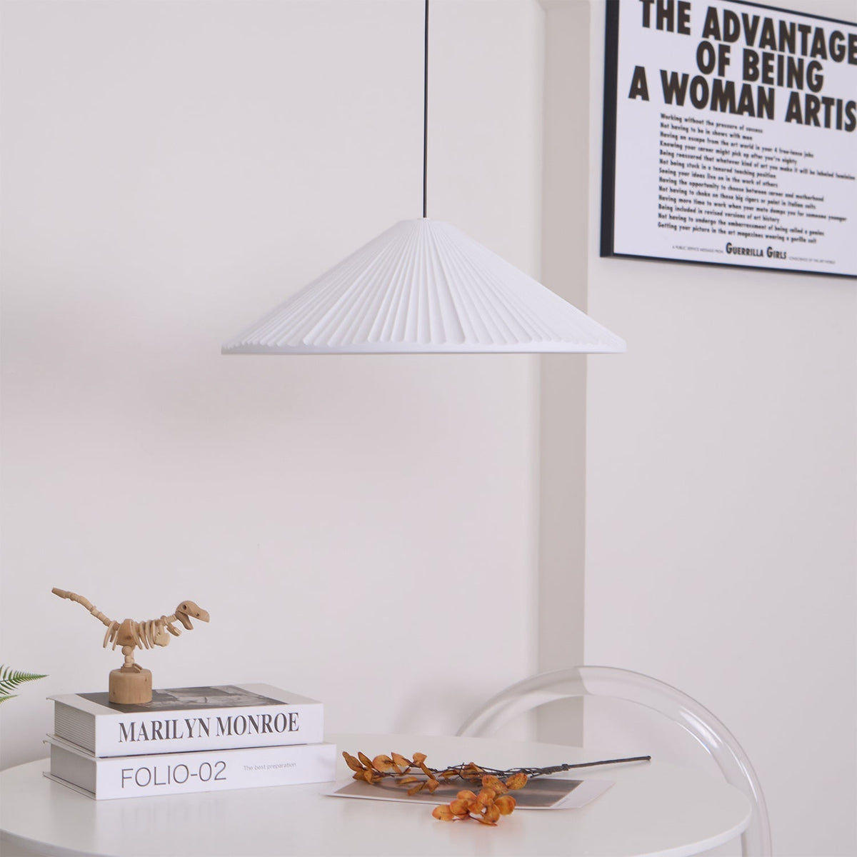 Cone Hat resina lampada a sospensione