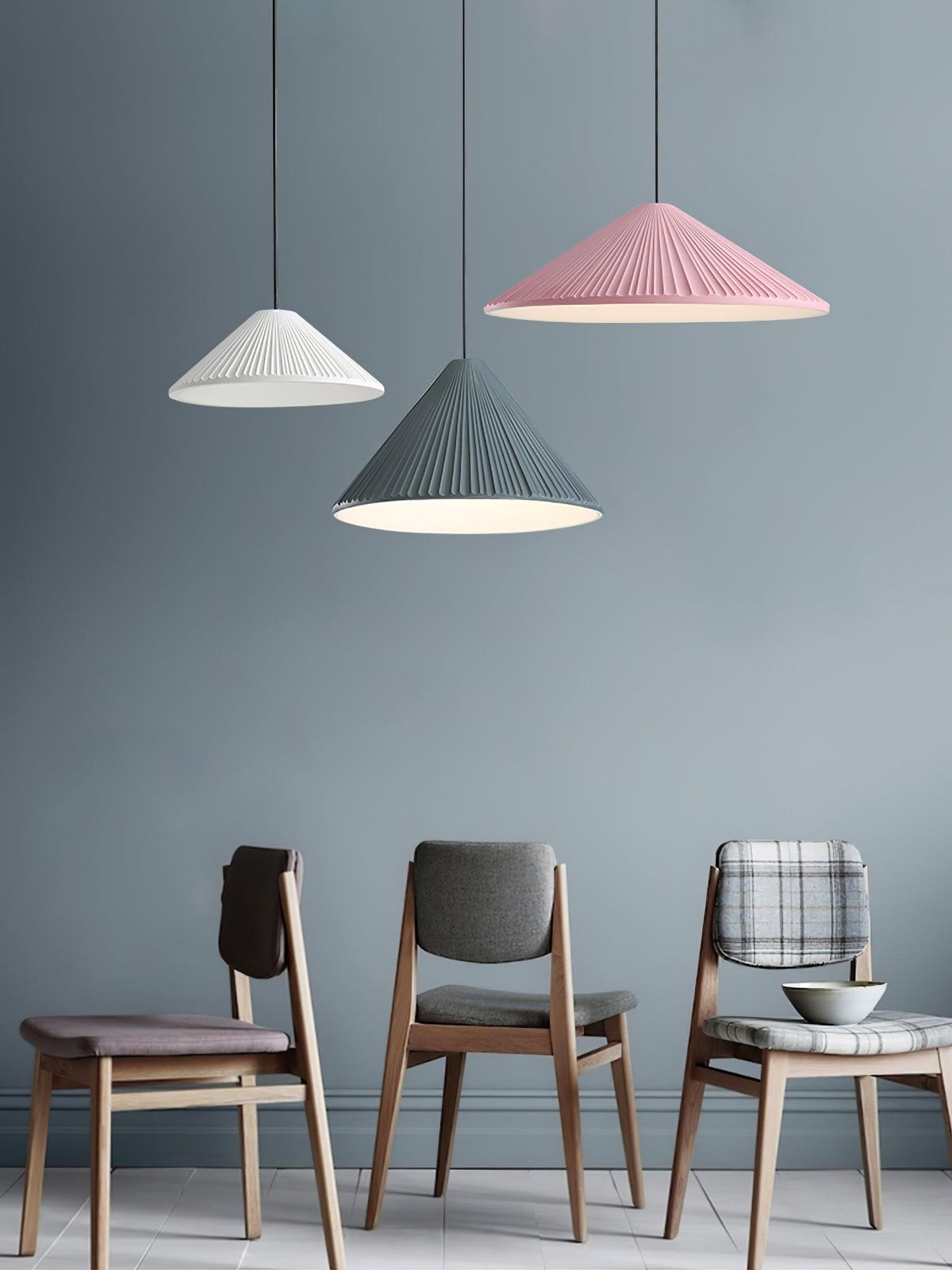 Cone Hat resina lampada a sospensione