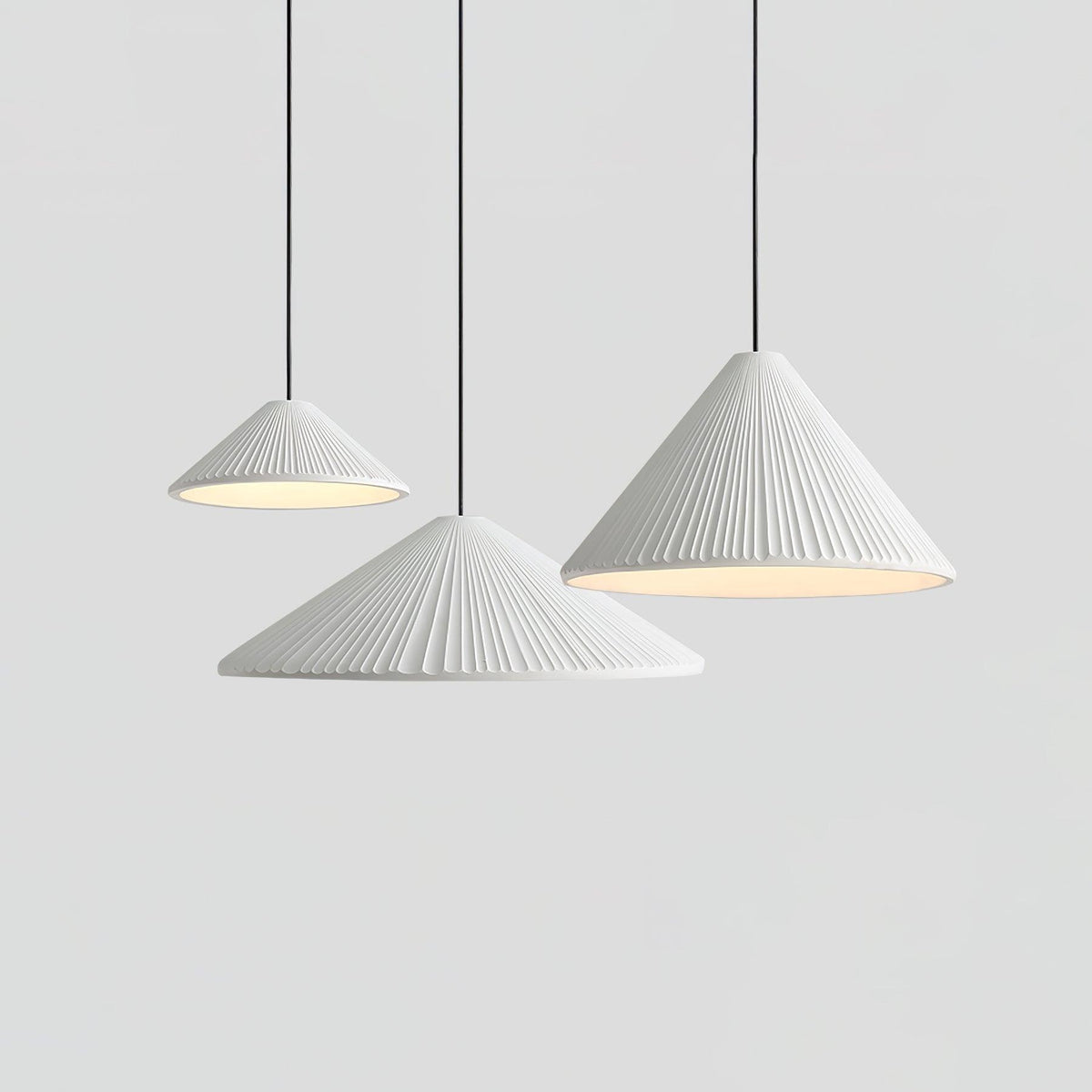 Cone Hat resina lampada a sospensione