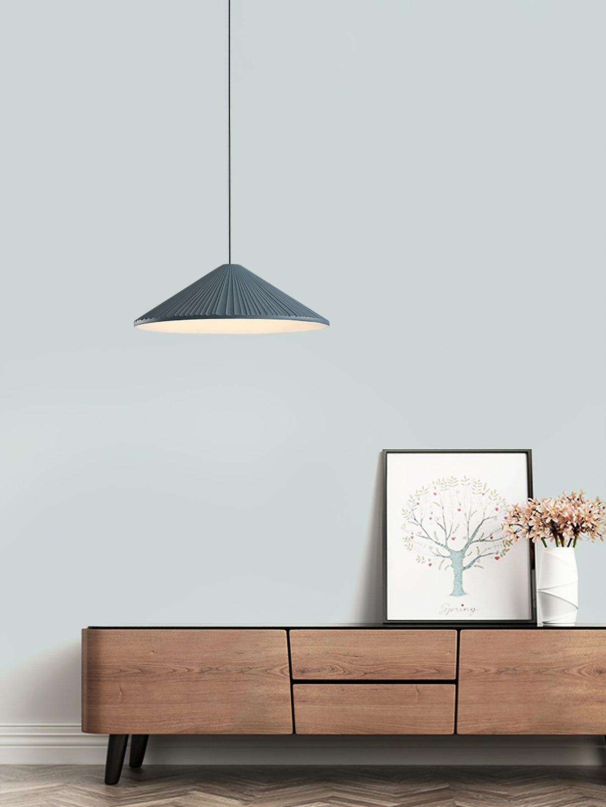 Cone Hat resina lampada a sospensione