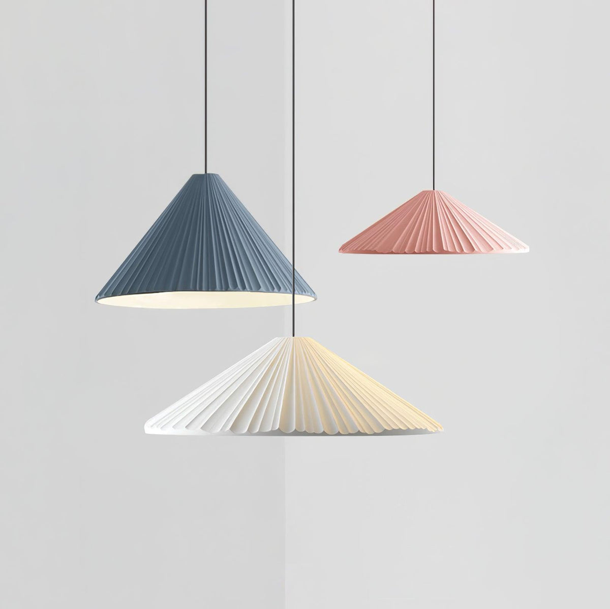 Cone Hat resina lampada a sospensione