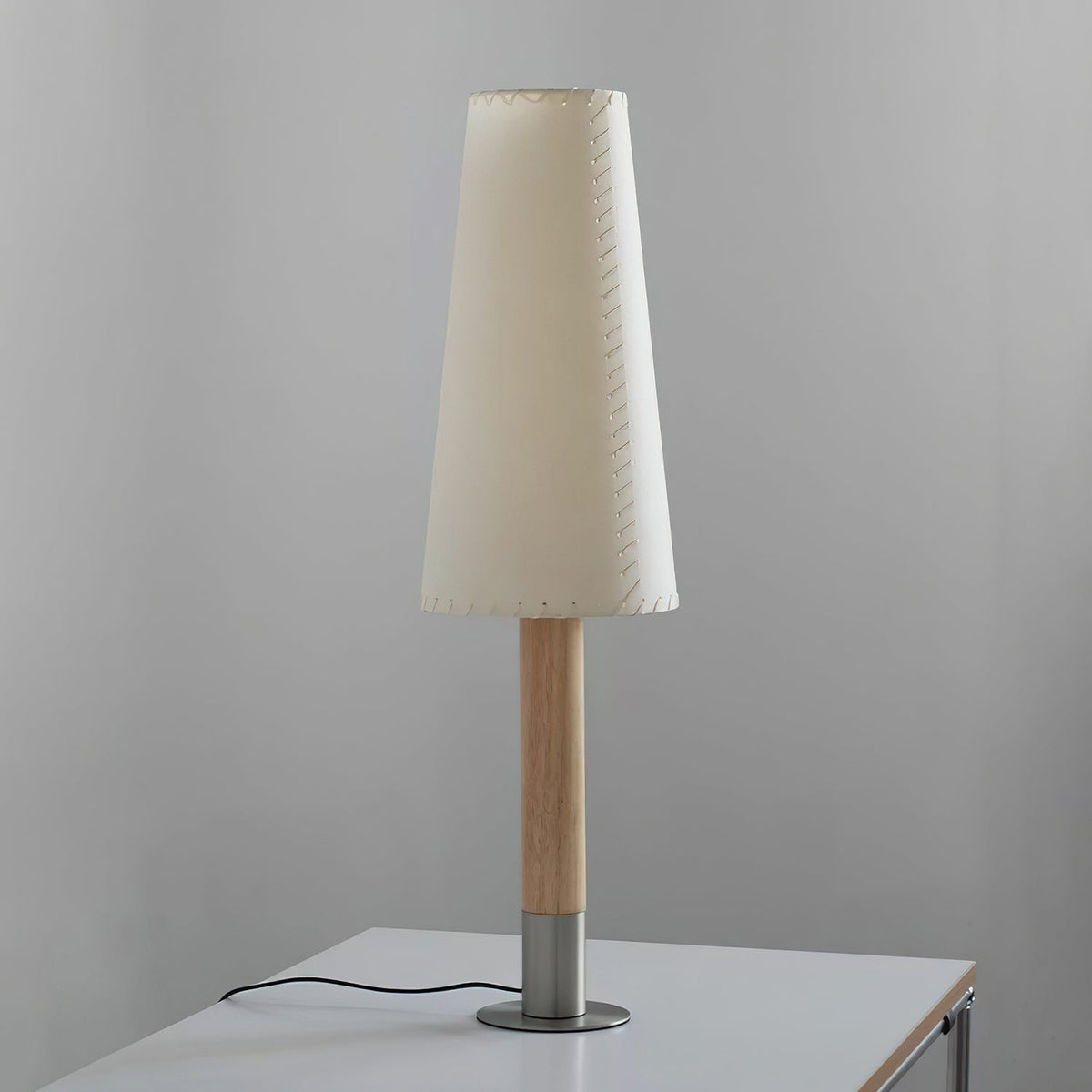 Liorenaya lampada da tavolo