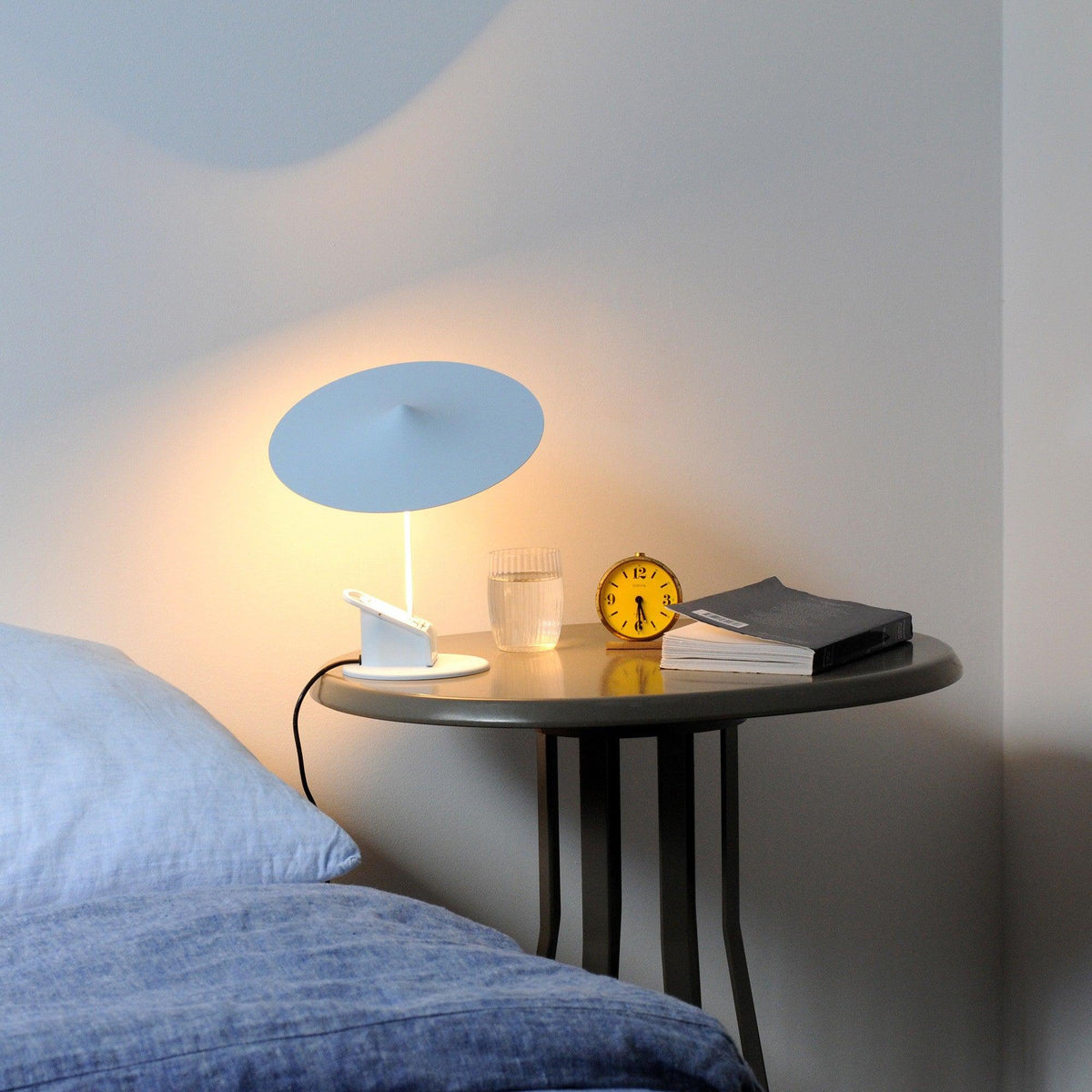Lumoce lampada da tavolo futuristica