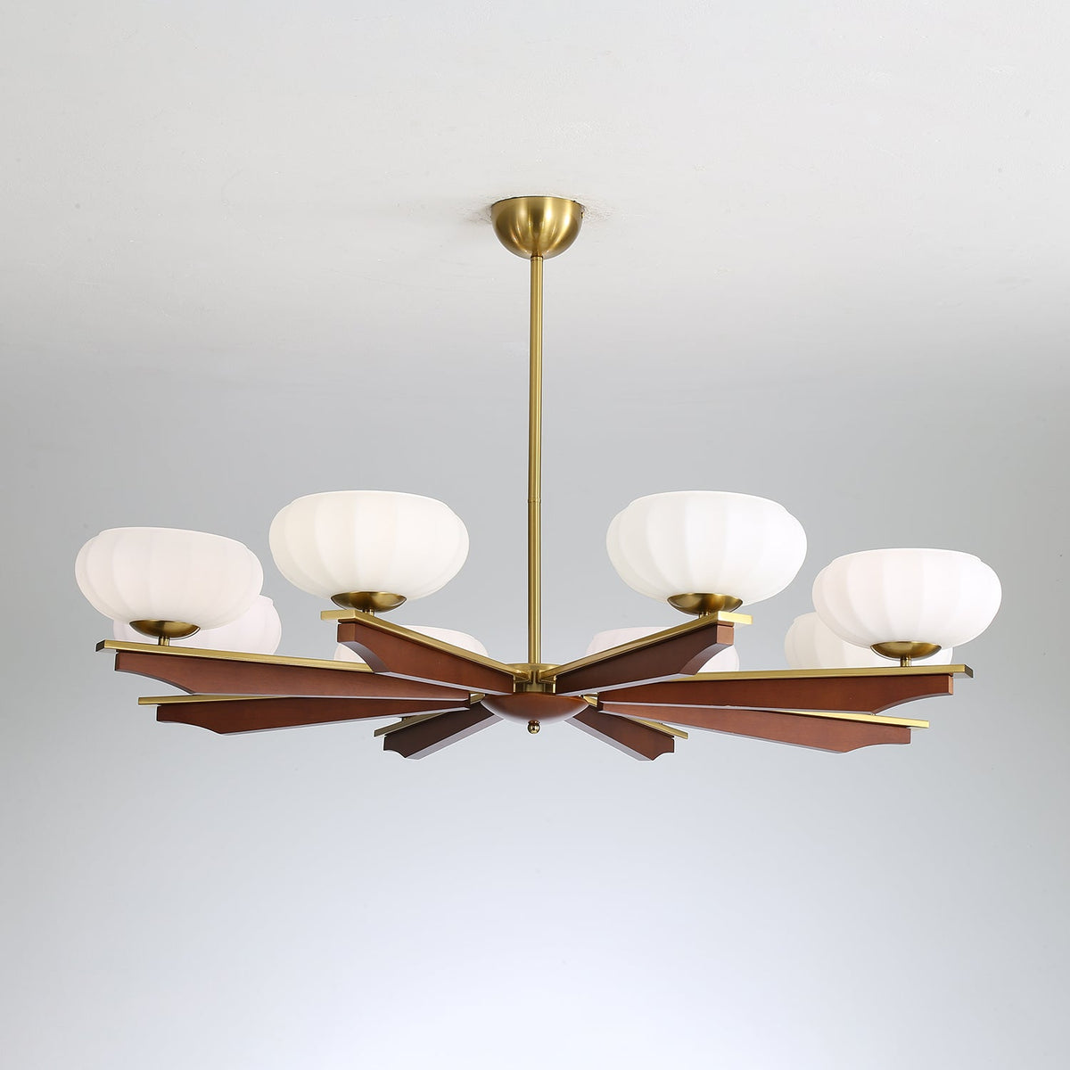 Uzoror lampadario Eleganza Tradizionale in legno vintage