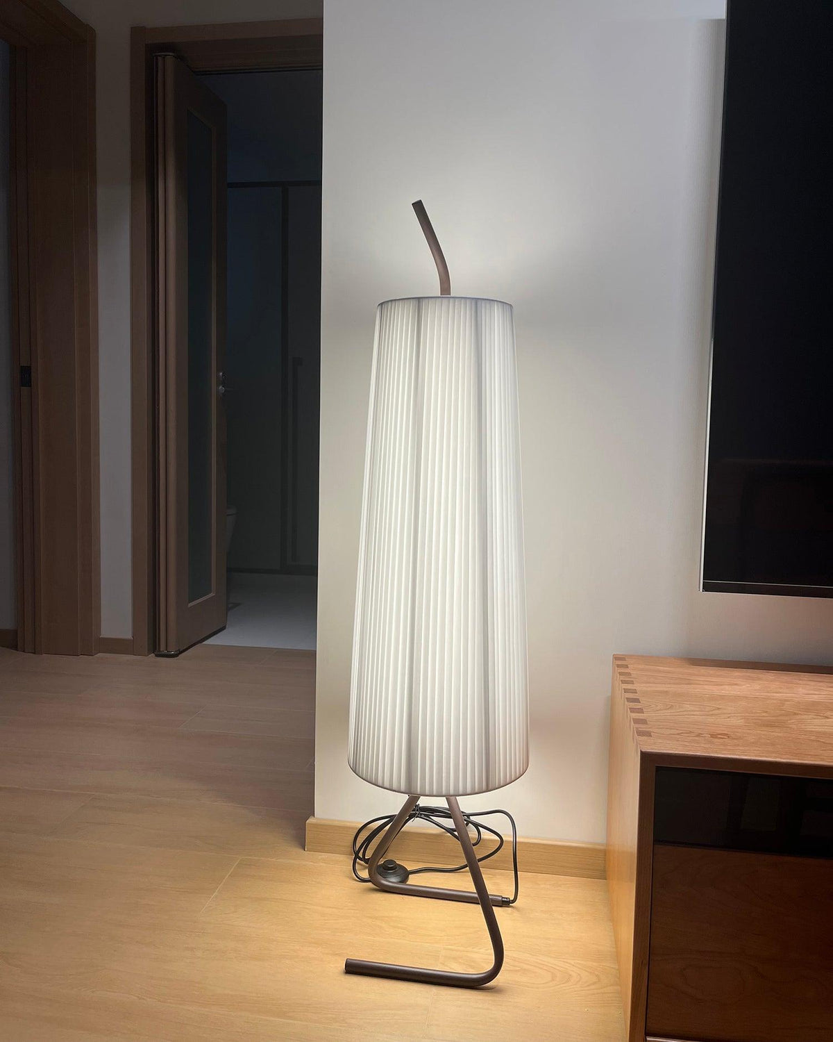 Kalmar lampada da terra