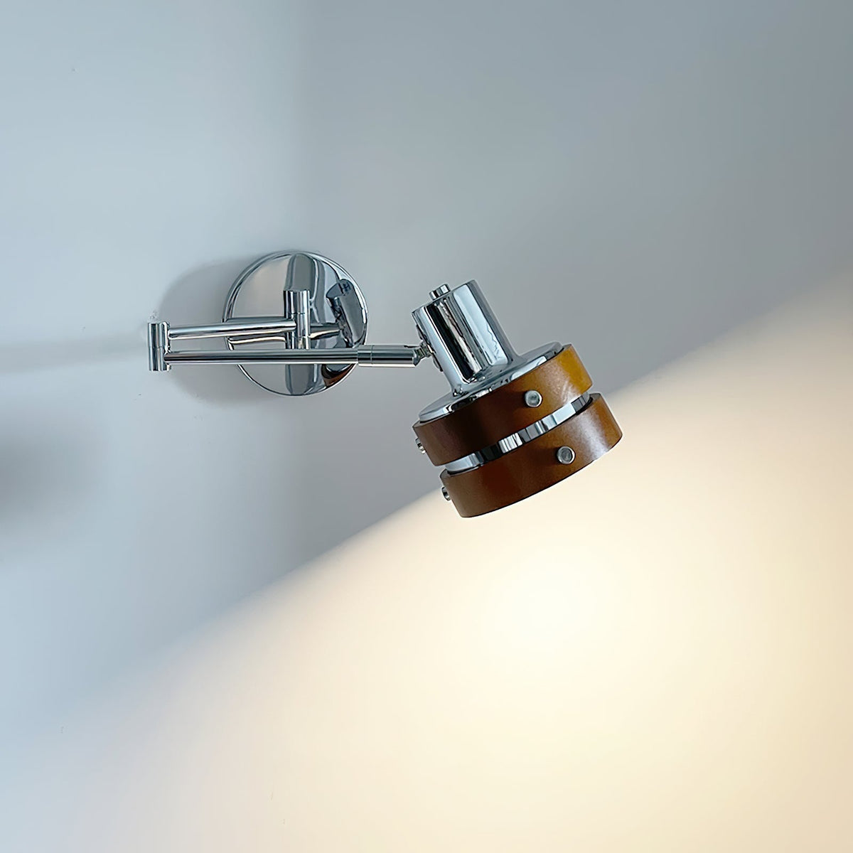 Karry lampada da parete in legno con Braccio Regolabile Stile di metà secolo